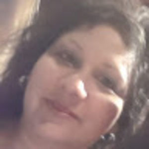 Meet your Posher, Vivian adel